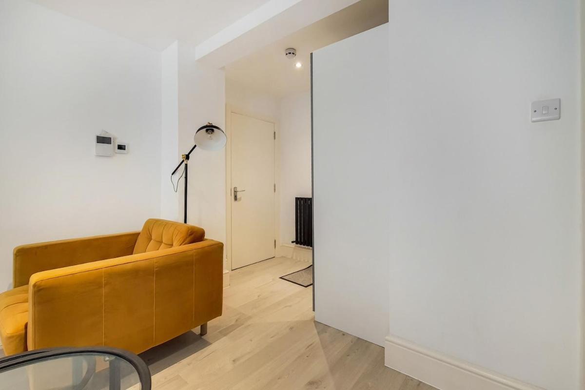 Apartment Close To Baker Street - 2 London